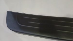 Side Scuff Plate Black / Pinjakan Kaki Belakang Sill Plate Toyota Fortuner Lama 2007 - 2015 Hitam