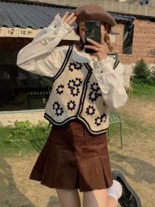 เสื้อกั๊กถักแบบเปิดไหล่สไตล์ย้อนยุคสำหรับผู้หญิง เสื้อคาร์ดิแกนบางสั้น ชั้นในฤดูใบไม้ผลิและฤดูร้อน เสื้อคลุมกันหนาวแบบสวมตัวเดียว