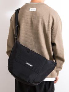 Korean Style Large Capacity Crossbody Bag Dumpling Shape Single Shoulder Travel Commuting Bag for Men And Women