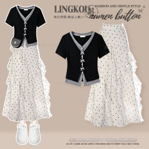 NUMEN BUTTON | Petite Youthful Casual Womens Two Piece Set