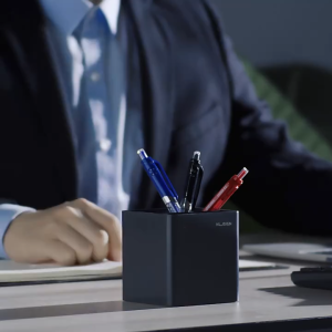 Bút bi gel bấm Deli chính hãng 33388 – Ngòi 0.5mm – Đầu bi hình viên đạn