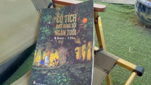 (In màu) CỔ TÍCH DƯỚI BÓNG SỒI NGÀN TUỔI - M. Rovere F. Pillot - Nguyễn Thảo Nhi dịch - NXB Kim Đồng