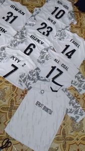 Gratis sablon setalan Jersey Futsal Dewasa cowo cewe/setelan Badminton