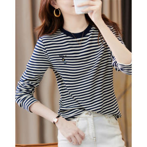 เสื้อยืดแขนยาวลายกันยายน Early ฤดูใบไม้ร่วง 2024 ใหม่ หลวม พรางหุ่น ผู้หญิง เสื้อชั้นในสวมใส่ เสื้อท่อนบน ผู้หญิง ชุดทํางาน