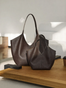 Josiny | Large Capacity Women Bag Simple Commute-friendly Versatile Winged Crossbody Bag