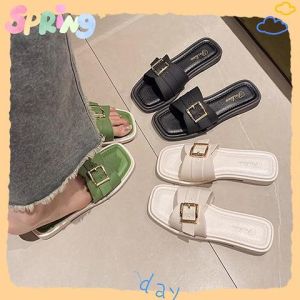 KDAShop มาใหม่ พร้อมส่ง รองเท้าแตะแฟชั่น สไตล์เกาหลี งานดี งานสวย อวยยศให้รุ่นนี้เลยจ้า มีมาให้เลือกซื้อ 3 สี วัสดุยางคุณภาพดี ทนทาน กันน้ำ กันลื่น พื้นนิ่มด้วยน๊าาา