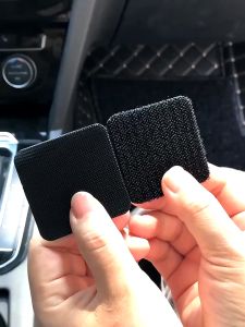 Set 5 Miếng Dán (Tròn/Vuông) Có Keo 2 Mặt Cố Định Thảm Dán Nệm Ga Giường Lót Ghế Chống Trơn Trượt ( 5x5cm )