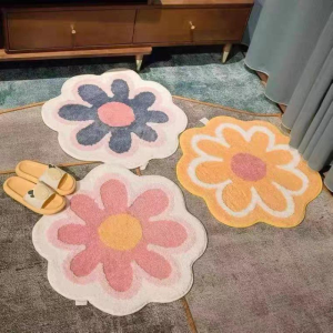 Ins Style Flower Shaped Carpet Cashmere Soft Floor Mat Creative Skin Friendly Anti-slip Comfort Bedside Rug