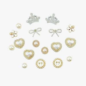 18PCS Shoe Charms Set Diamond Crown Bow Heart Shaped Pearl Flower Shoe Decorations Buckle for Sandals Clogs DIY Accessories Gift