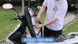 SEAMETAL Cover Jok Sarung Jok Motor Universal Waterproof Anti Air Anti Kucing Sarung Seat Covers Motor Mio Vario - Hitam