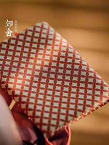 Traditional Three-Color Copper Coin Pattern Pure Cotton Tea Towel: Timeless Chinese Style Dining Utensils Tea Companionship