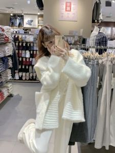 สไตล์พักผ่อน นุ่ม ถัก คาร์ดิเกน ปลอม ขนมิงค์ เสื้อสเวตเตอร์ ผู้หญิง ฤดูใบไม้ผลิ ฤดูหนาว ใหม่ หลวม หลากหลาย แจ๊กเก็ต เสื้อท่อนบน ผู้หญิง