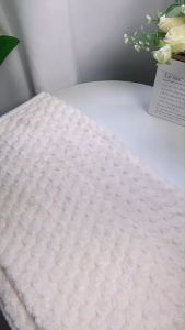 ผ้าขนหนูใหญ่ 140x70 กมชั่น ดูดซึมน้ำเข้ากร่ง น้ำใช้ช่วยให้กันแข็งแกร่ง นุ่มสบาย คุณภาพสูง MJ22