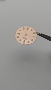 Menex 28.5mm Pink Sunburst Watch Dial Silver Hands Set Luminous Markers Date Window for NH35 NH36 Automatic Movement Diver Parts