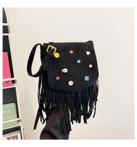 American Retro Tassel Shoulder Bag Casual Mobile Phone Bag Lightweight Luxury Crossbody Bag for Young Women in Daily Use