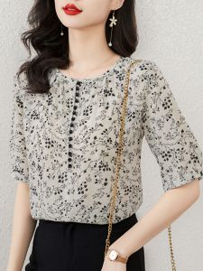 เสื้อเชิ้ตผ้าชีฟองแฟชั่นฤดูร้อนสำหรับผู้หญิง เสื้อแขนสั้นลายดอกไม้สวยงาม เสื้อเชิ้ตผู้หญิงแบบลำลอง เสื้อผ้าทำงานสไตล์เกาหลี