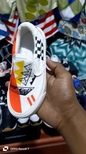 Sepatu Anak  Slip On Moma / Sepatu Anak Laki Laki Dan Perempuan / Sepatu Anak Sekolah