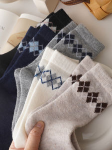 Tất Len Vuông Anh Cổ Điển Cho Nữ Dài Đến Bắp Chân Ấm Áp Mềm Mại Thoải Mái Không Gây Kích Ứng Mùa Thu Đông Tất Len