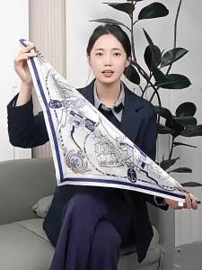 Khăn Quàng Cổ Vuông Nhỏ Giả Lụa Nhẹ Mùa Hè Khăn Quàng Cổ Đa Năng Dành Cho Nữ Khăn Quàng Cổ Thời Trang Cho Ngoài Trời