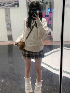 Ge·an·fei | Korean Style White Cable Knit Sweater