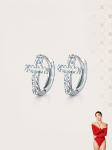 Earrings Pt950 White Gold Flowered Finish