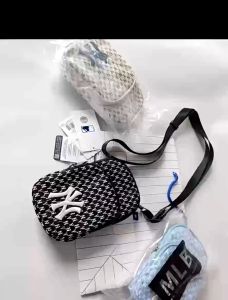 TAS EELMPANG WANITA IMPORT/SLINGBAG FASHION IMPORT/TAS IMPORT WANITA KEKINIAN