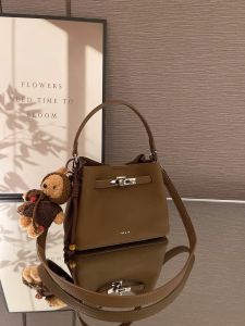 MY&FSNH | Stylish Versatile Commuter Kelly Bag