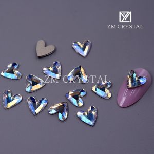 เล็บประดับเพชรทรงหัวใจขนาดใหญ่สีสันสดใส ดีไซน์เรขาคณิต ฐานแบน อุปกรณ์ทำเล็บจากจีนแผ่นดินใหญ่