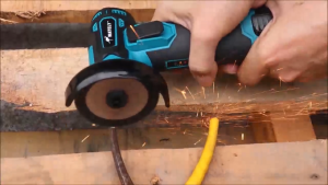 Cordless Angle Grinder Brushless Motor Angle Grinder 19500rpm 12V Li-ion High Speed Power 3 Inches Cordless Angle Grinder with Combo 12V Cordless Impact Drive Selection c/w 2 batteries 4pcs 76mm Cutting Disc