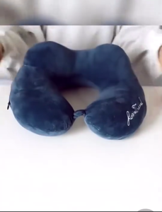 หมอนรองคอ ดีไซน์กระชับ รับท้าทอย ผ้ากำมะหยี่หนานุ่ม