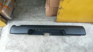 J125S02 REAR BUMPER WITH STEP TOYOTA HIACE KDH200 VAN