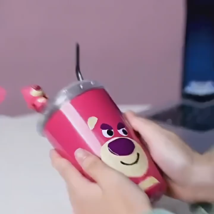 Termos Tumbler Minum Lotso 500ML Strawberry Bear Termos Botol Minum Lotso Dengan Sedotan Stainless