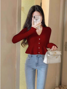 เสื้อสเวตเตอร์ถักนิตติ้งสไตล์ฝรั่งเศสสำหรับผู้หญิง ฤดูใบไม้ผลิและฤดูใบไม้ร่วง แขนยาว เสื้อชั้นในสุดเก๋ไก๋ นุ่มสบาย สไตล์หวานๆ