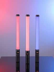 ZKeekm 8W LED Light Wand Handheld Video Light Wand RGB Rechargeable Photography light CRI95+ 3000K-6500K 2600mah