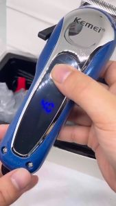 Kemei KM-1995 Cordless Rechargeable Grooming Kit For Dogs Professional Dog Razor Grooming LCD Electric Pet Trimmer Dog/Cat