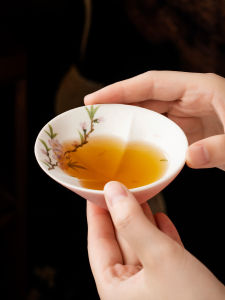 NITUGUSHI | Customizable Ceramic Teacup for Personal Use