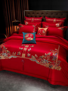 New Arrival Snuff Bottles with Pictures inside Festive Red Wedding Cotton Four-Piece Set Embroider Pure Cotton Quilt Cover Bed Sheets Wedding Bedding