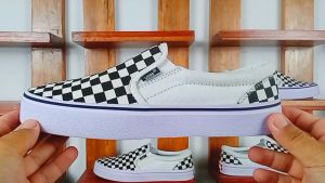 Sepatu Vans Slip On Slop Catur Kanvas Premium Foxing Karet Anti Licin Simpel Gaya Casual Murah
