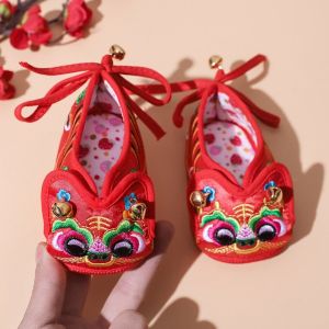 New 2024 Handmade Tiger Head Shoes Traditional Cotton Shoes for Babies And Toddlers Full Moon Celebration Footwear Children