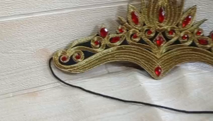 Renda Bordir Aksesoris Kepala Kostum Tari Motif Love