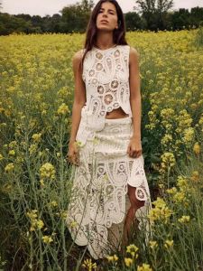 Retro ยุโรป Hollow เส้นด้ายสุทธิ Hook Design ชุดไม่ควบคุมเสื้อกั๊กเอวสูงครึ่งกระโปรงชุดผู้หญิง 25-29 ปีผ้าฝ้ายวัสดุ