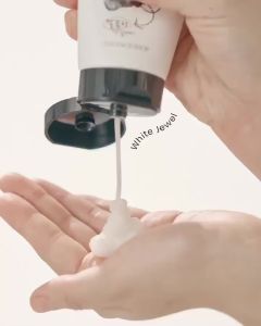 Tẩy Tế Bào Chết Từ Ngọc Trai The Face Shop Smart Peeling White Jewel Perle 120ml