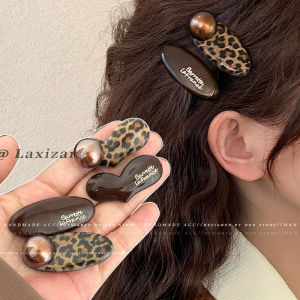 กิ๊บติดผมลายเสือดาวย้อนยุคสำหรับผู้หญิง กิ๊บติดผมด้านข้างแบบปากเป็ด กิ๊บติดผมแบบหน้าแบน กิ๊บติดผมหน้าม้า กิ๊บติดผมแบบใหม่ปี 2024