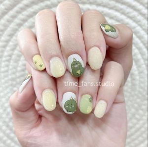 Kuku Palsu Nail Art Dinosaurus