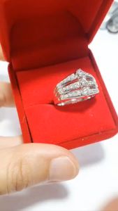 Jewelrythai แหวนเพชร แหวนเงินแท้ 92.5% ชุบทองคำขาว ประดับเพชร cz แหวนเงิน 925 แหวนเพชรผู้หญิง งานเก๋ๆ ของขวัญ ของขวัญให้แฟน