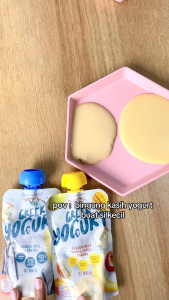 Yummy Bites Greek Yogurt - Vanilla apple banana - Minuman Bayi - Yogurt Bayi MPASI
