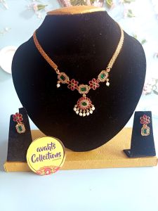 PREMIUM FLOWER NECKLACE SET