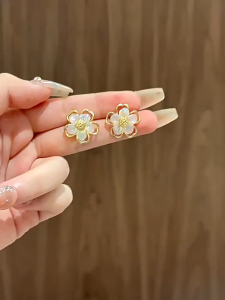 Flashee Anting Ring Perhiasan Titanium Fashion Wanita Anting Tusuk Gaya Korea