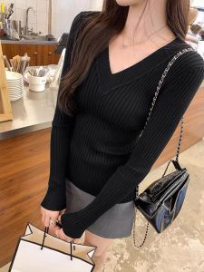 Korean Style V-Neck Knitted Sweater Womens Early Spring Autumn New Slim Fit High-End Feeling Tight Knitted Top Inner Wear