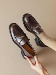 Retro British Style Womens Flats Soft Bottom Loafers Gold Coin Embellished Fashionable Casual round Toe mid Heel Shoes